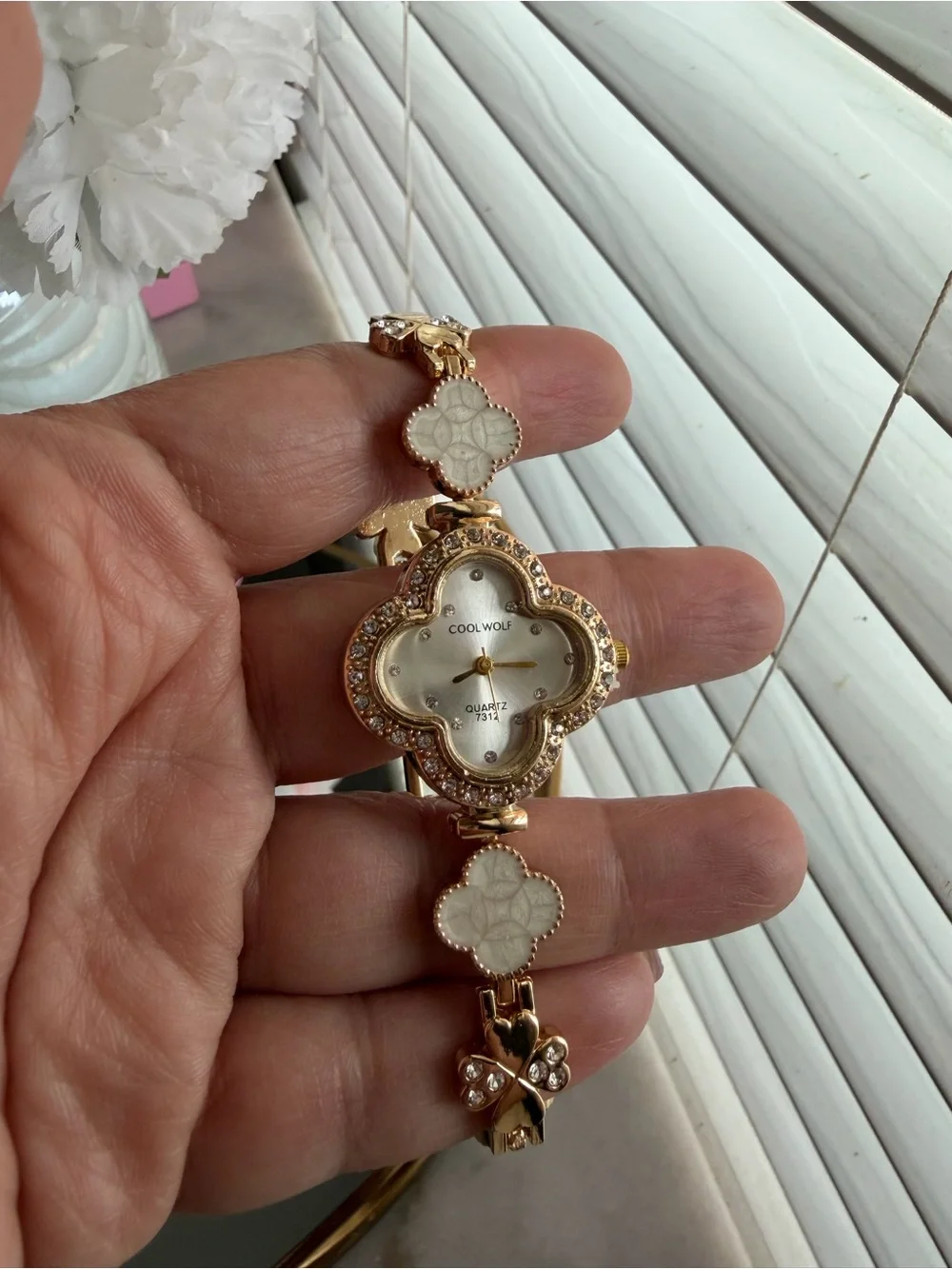 Gold Clover Bracelet Watch - White Accents
